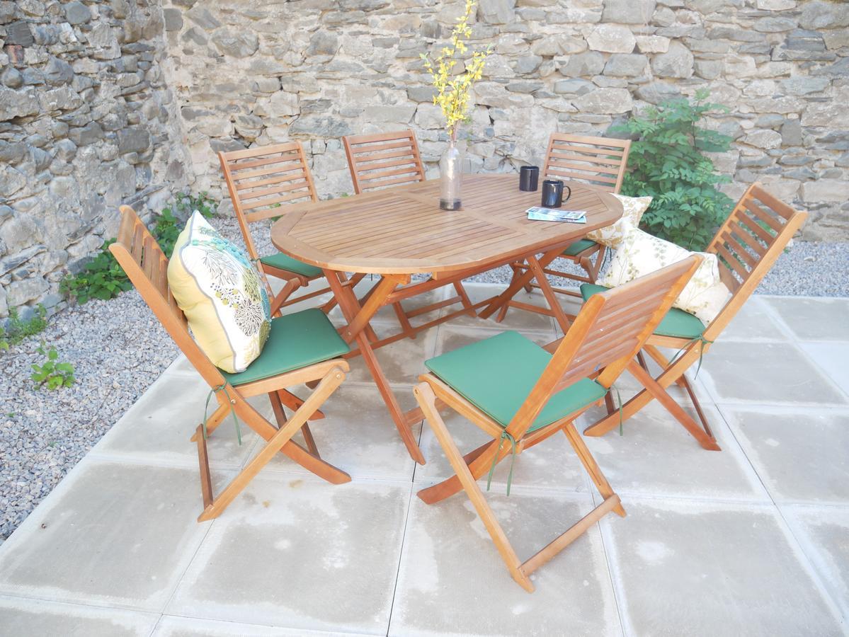 The Barn In The Courtyard Aparthotel Ulverston Buitenkant foto
